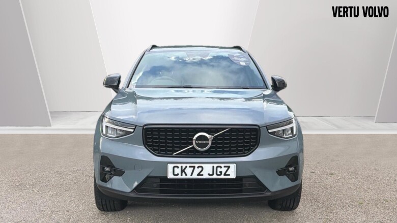 Volvo Xc40 2.0 B4P Plus Dark 5dr AWD Auto Petrol Estate